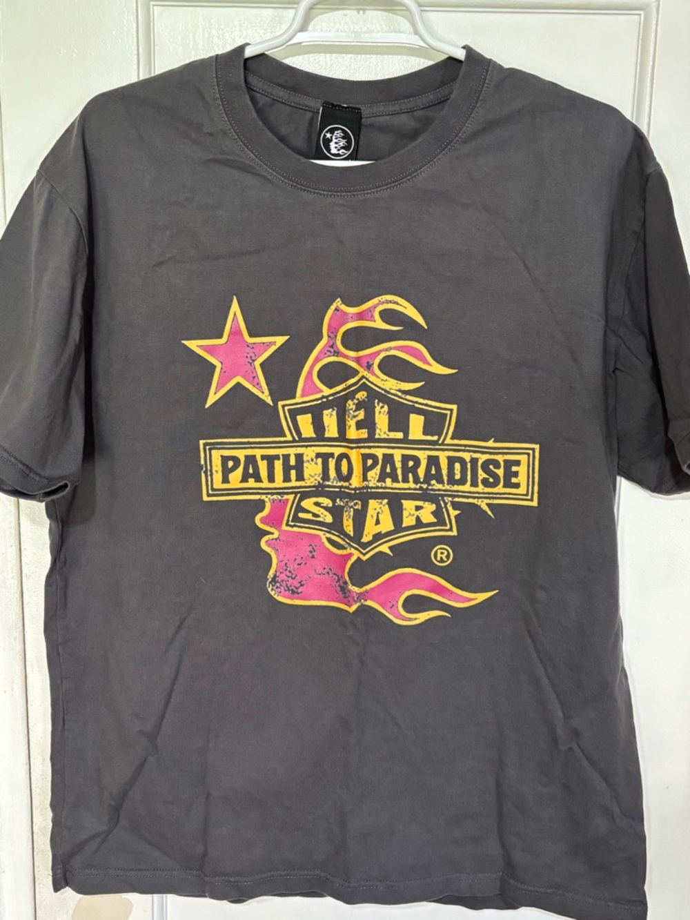 HELL STAR T SHIRT MENS.